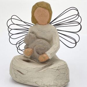 NWOB Willow Tree Angel of Kindness figurine 1999